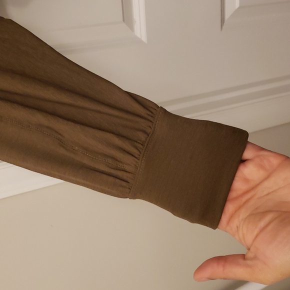 Free People Movement Sky High Long Sleeve Top Olive Green Size Small Zipper - Picture 6 of 16